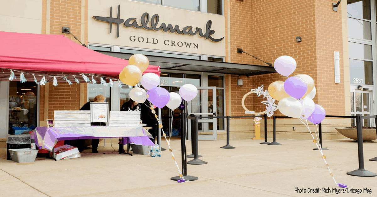 Hallmark’s Gold Crown Naperville Opening