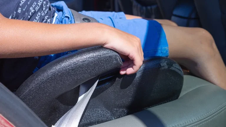 California’s New Booster Seat Law Will Require Kids and Teens Up to Age 16 to Pass a Safety Fit Test