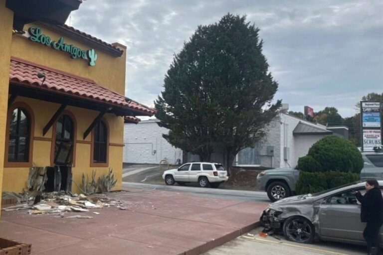 Car Crashes Into Los Amigos Restaurant Building in Seneca, Forcing Temporary Closure