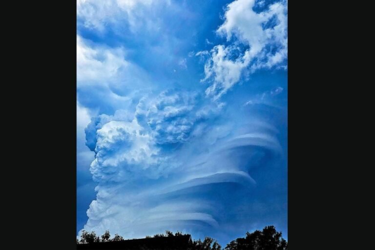 Rare Cloud Formation Stuns Residents in Lincoln, Nebraska