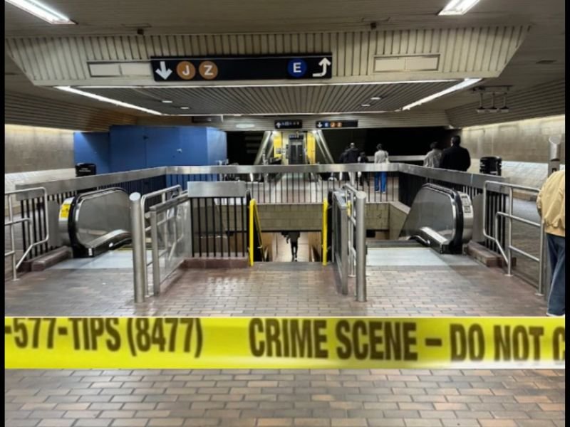 54-Year-Old Man Stabbed on Queens Subway After Accusing Attacker of Speaking Too Loudly On Phone