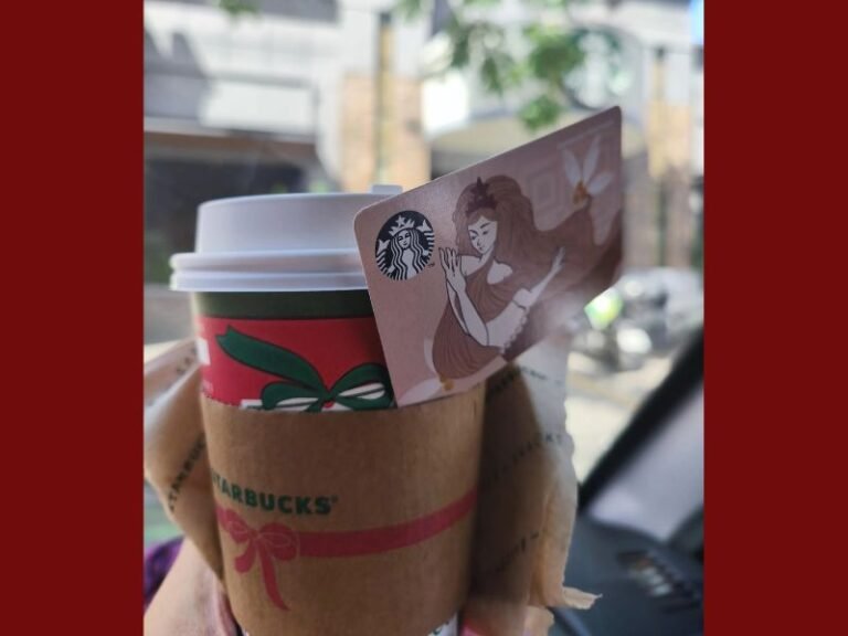 Customer With Total Mutism Says Starbucks Worker Mistook His Sign Language for “Gang Signs”