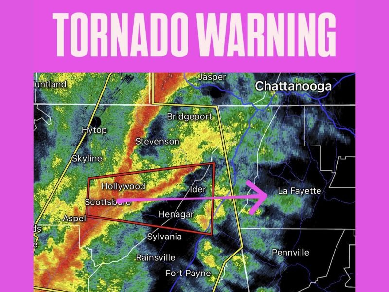 Alabama Communities Under Tornado Warning as Dangerous Storm Approaches Scottsboro, Henagar, and Hollywood