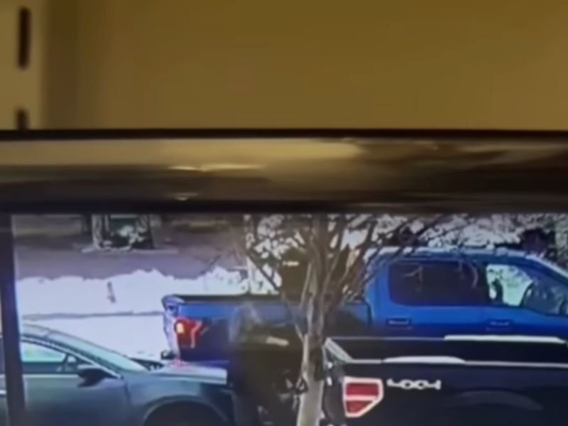 Michigan Police Arrest Suspect After Road Rage Incident in Royal Oak Leads to Stabbing of 18-Year-Old Driver