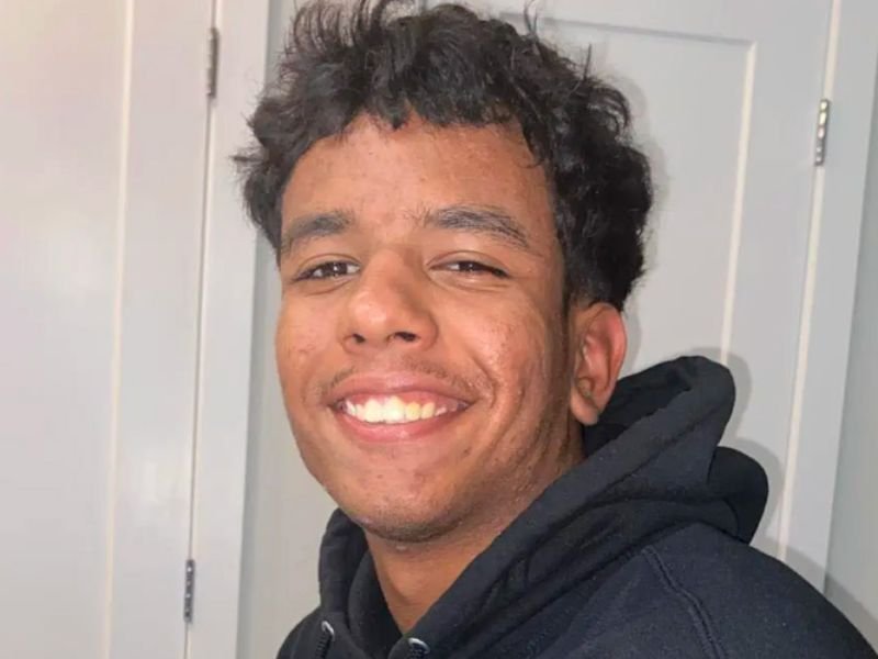 Florida 18-years-old Teen Kayaker Found Dead After Weeklong Search Ends on Clearwater Beach