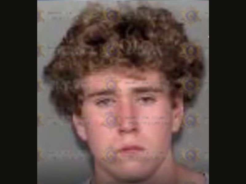 Arizona Teens Arrested After Scottsdale Police Say They Posed as Delivery Workers to Force Their Way Into Home, Restrain Victims and Flee