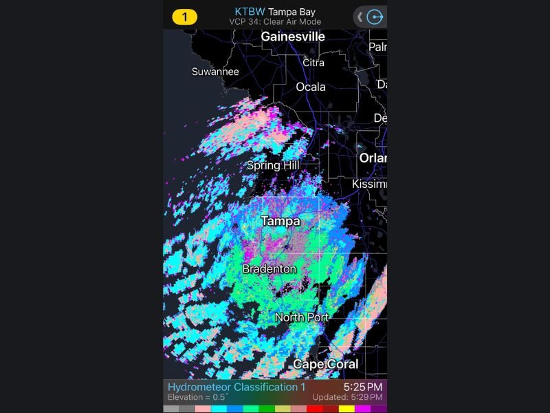 Snowflakes Reported in Inverness as Sensitive Radar Detects Snow and Mixed Precipitation Over Tampa Bay Area
