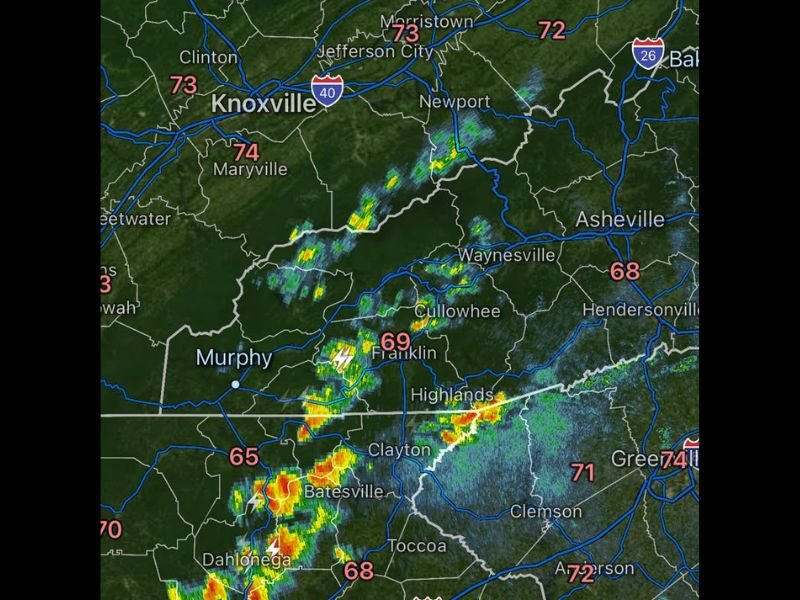 Scattered Thunderstorms Continue Across North Carolina and Tennessee Mountains — Storms Near Boone, Asheville, and Franklin Expected Through Midnight