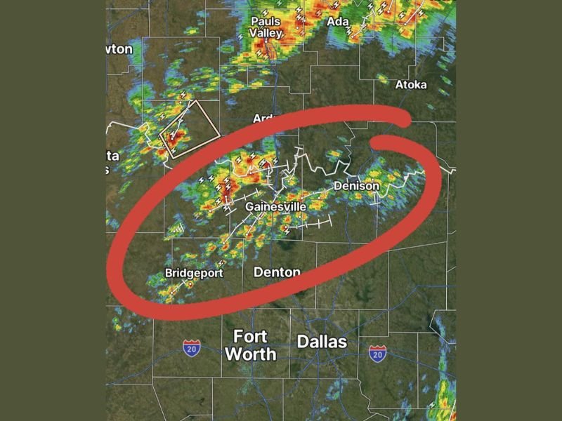 Heavy Rain Frequent Lightning and 40 to 60mph Winds Targeting North Texas Including Gainesville Denton Denison Fort Worth and Dallas With Main Line Arriving Tuesday