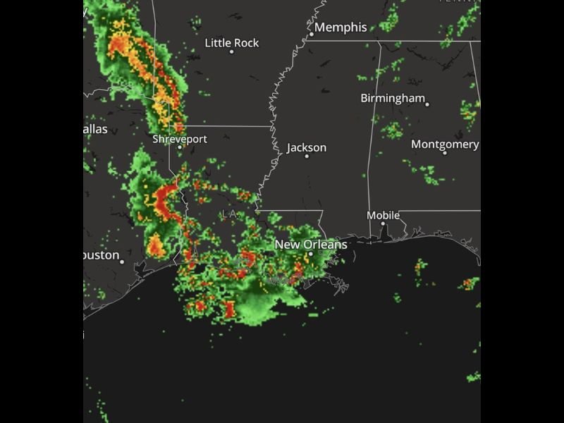 Strong Storm Line With Heavy Rain and Loud Thunder Sweeping From Louisiana and Shreveport Through New Orleans and Marching East Toward Jackson and Mississippi Saturday Morning
